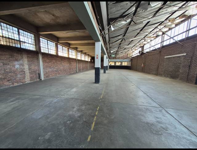 840M² WAREHOUSE TO LET IN BENROSE